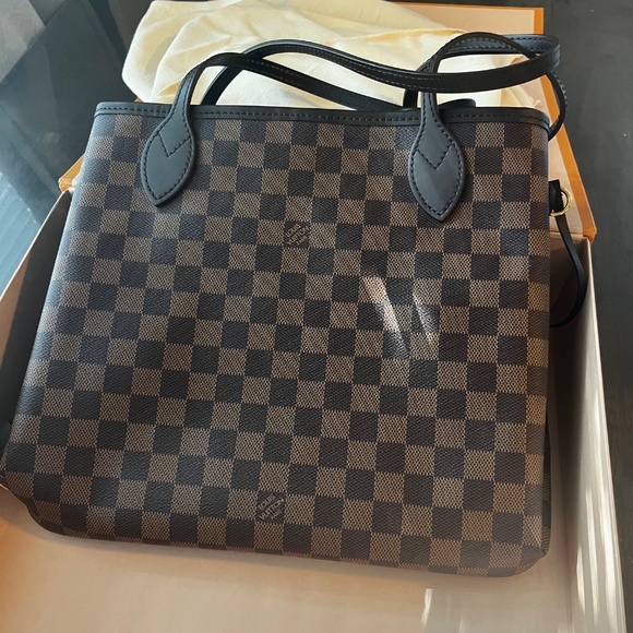 Authentic Louis Vuitton Neverfull MM (medium) - Picture 6 of 6